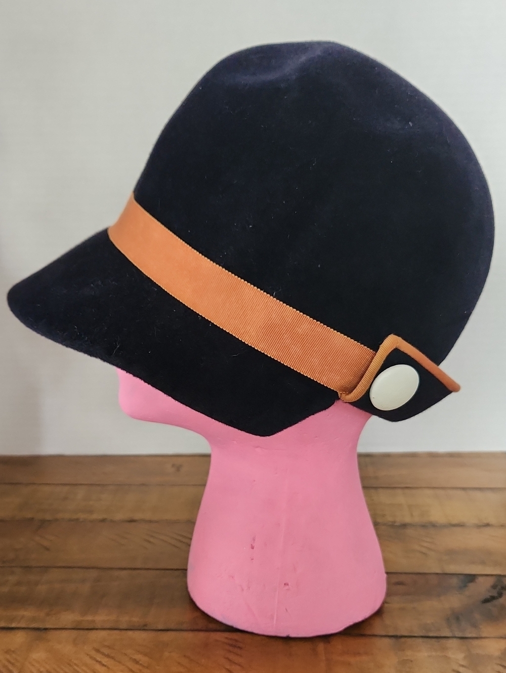 Vintage Women’s Black Felt Cloche Hat with Burnt Orange Accent